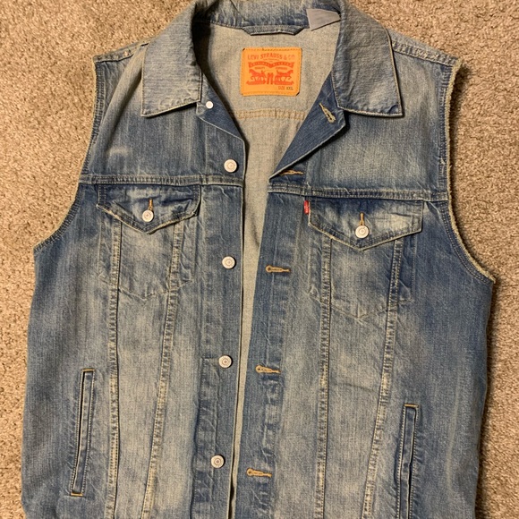levi's trucker vest mens